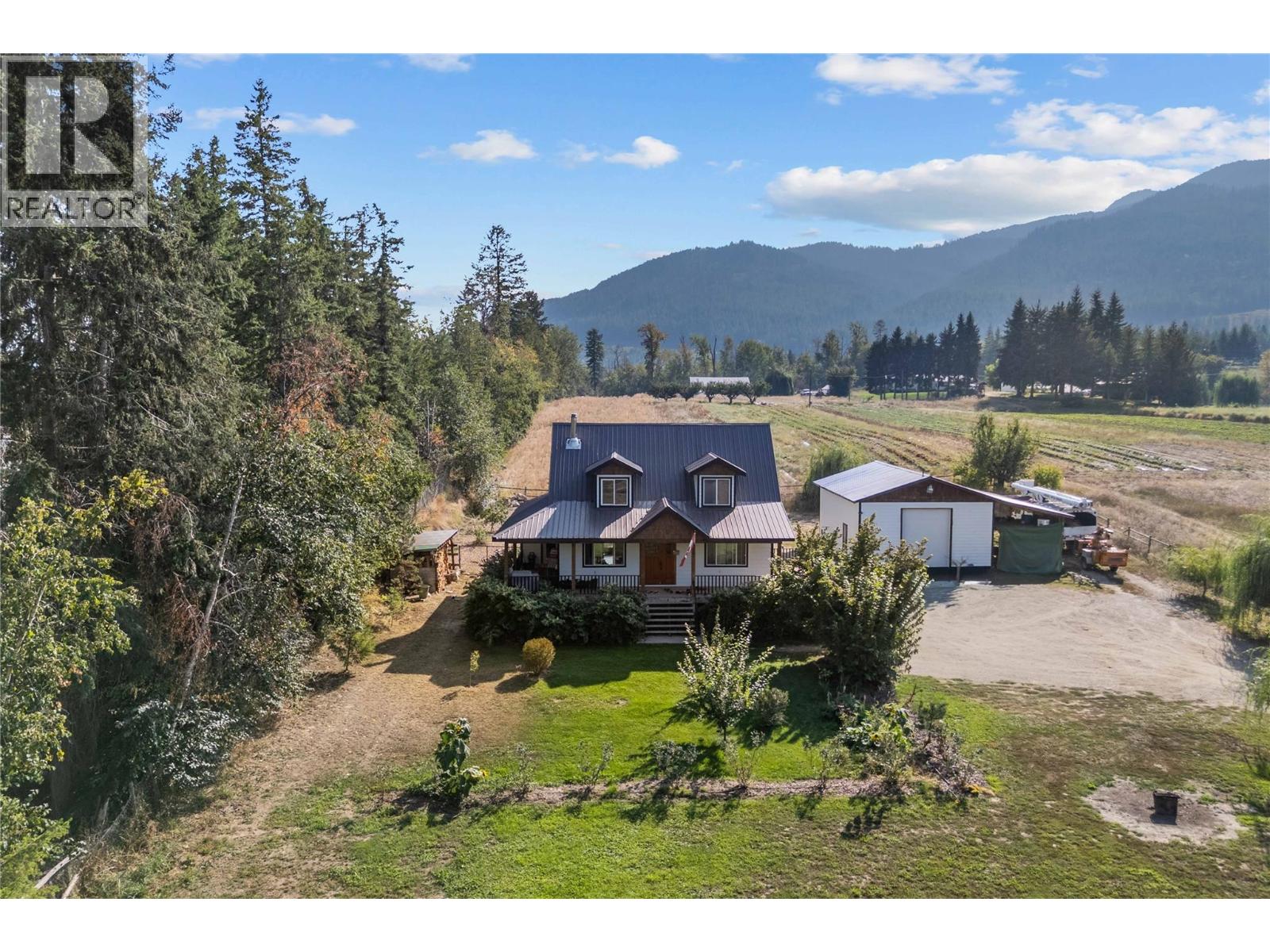 4150 20 Avenue SE, Salmon Arm