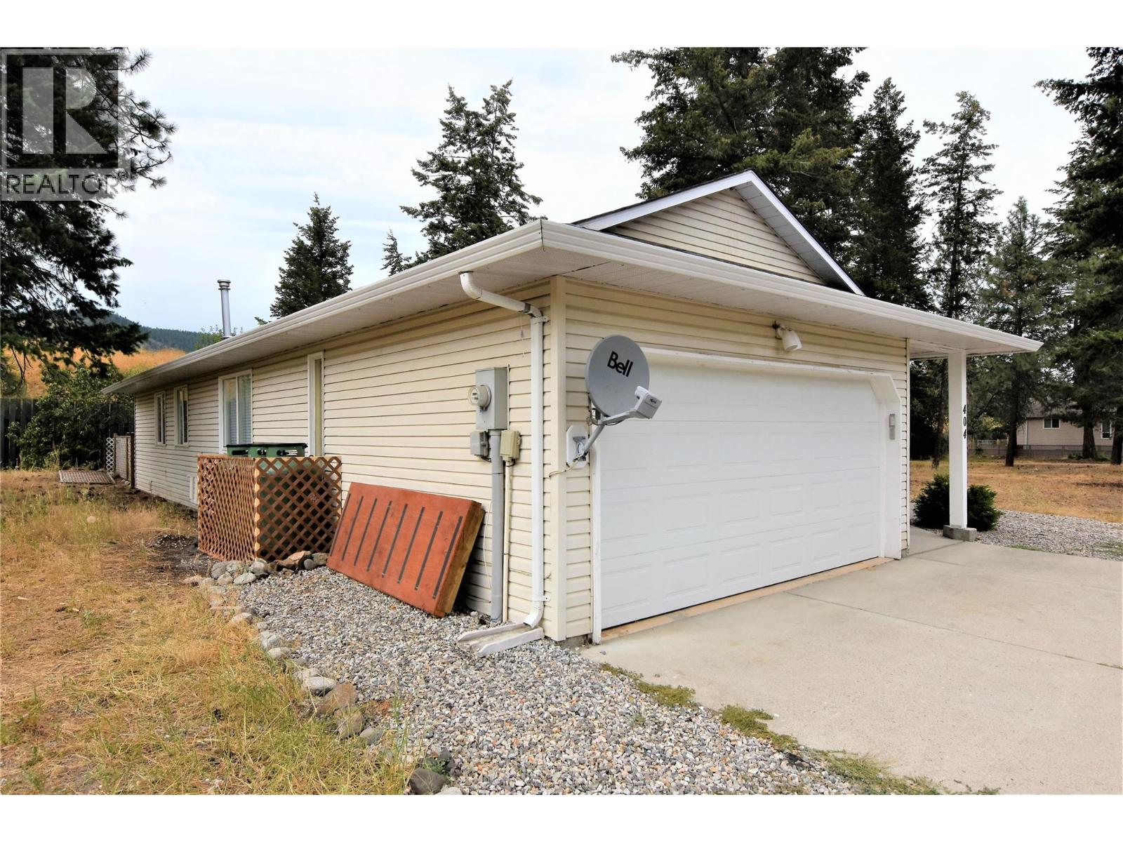 404 Hummingbird Avenue, Vernon