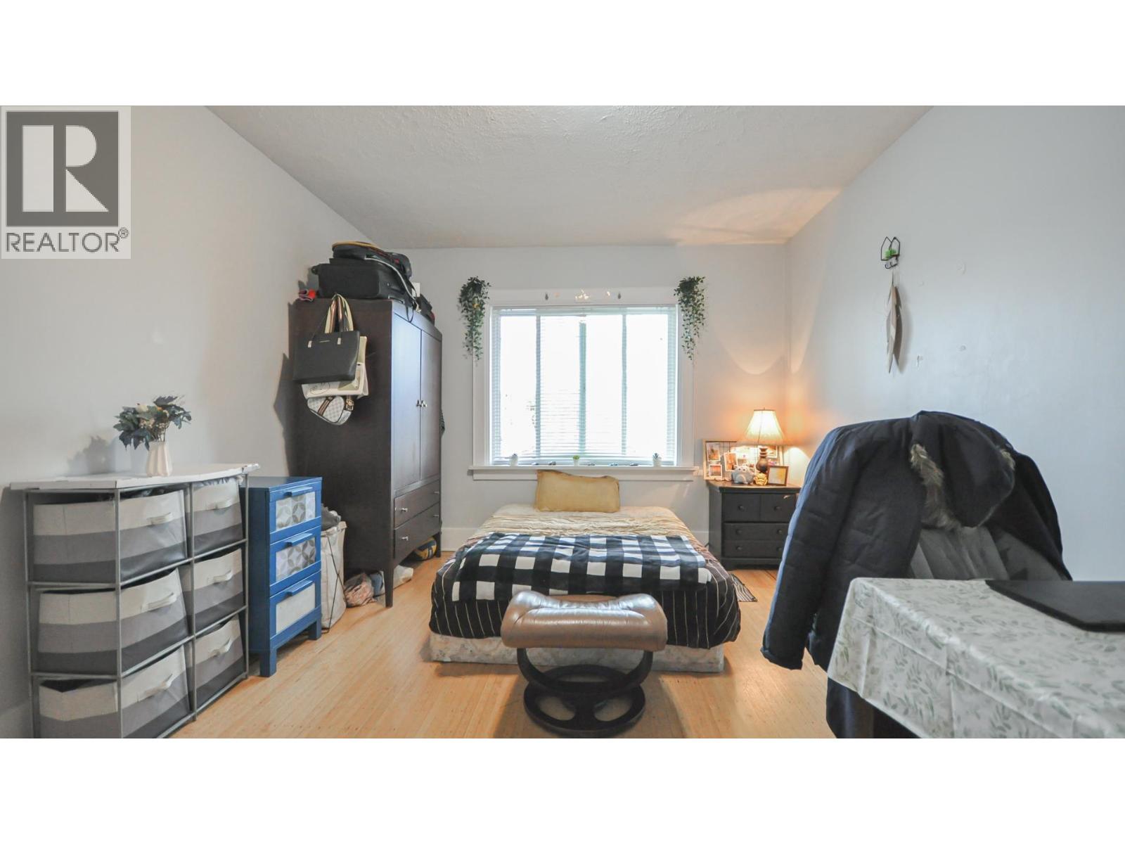 1342 E 24TH AVENUE, Vancouver