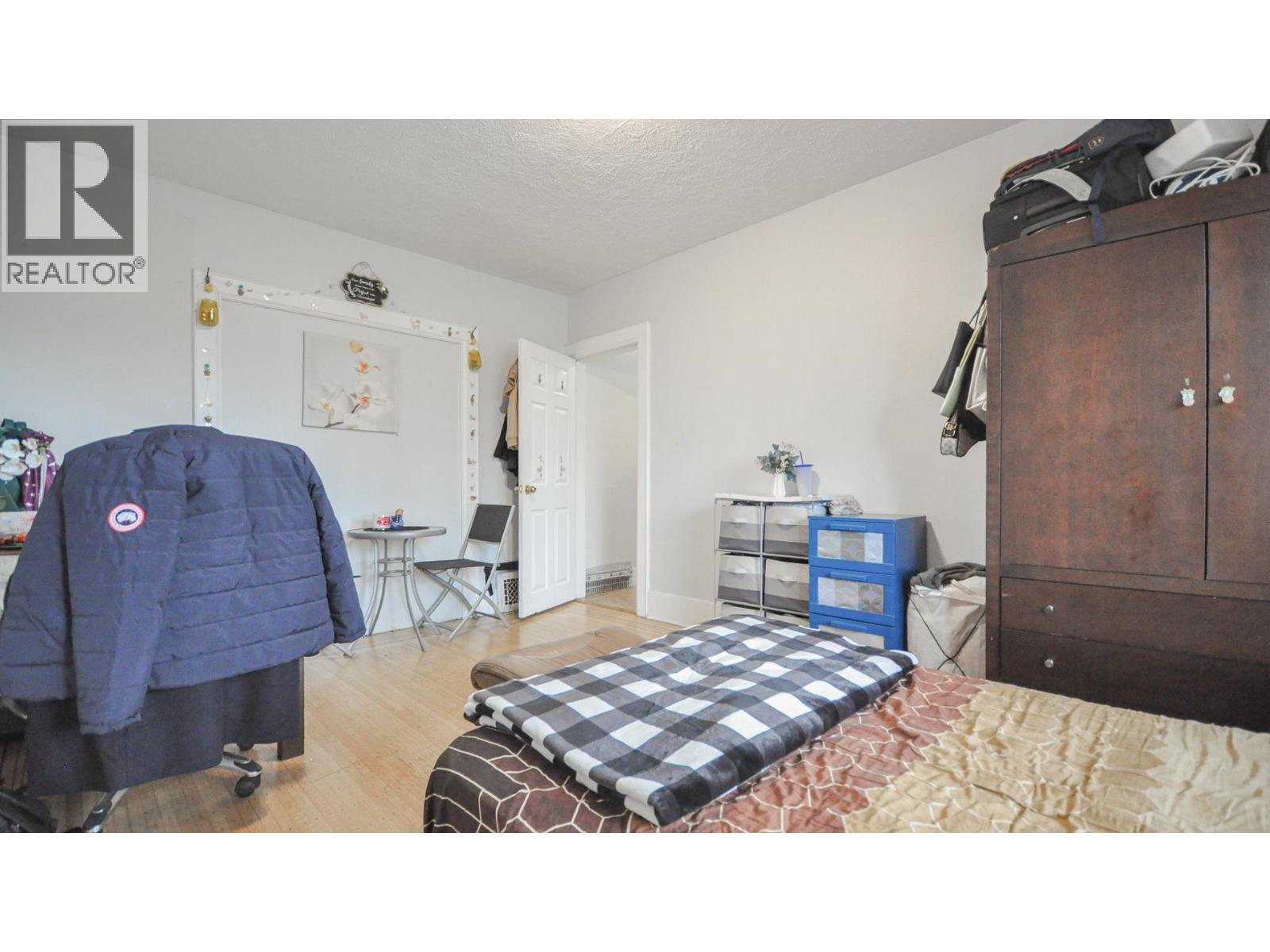 1342 E 24TH AVENUE, Vancouver