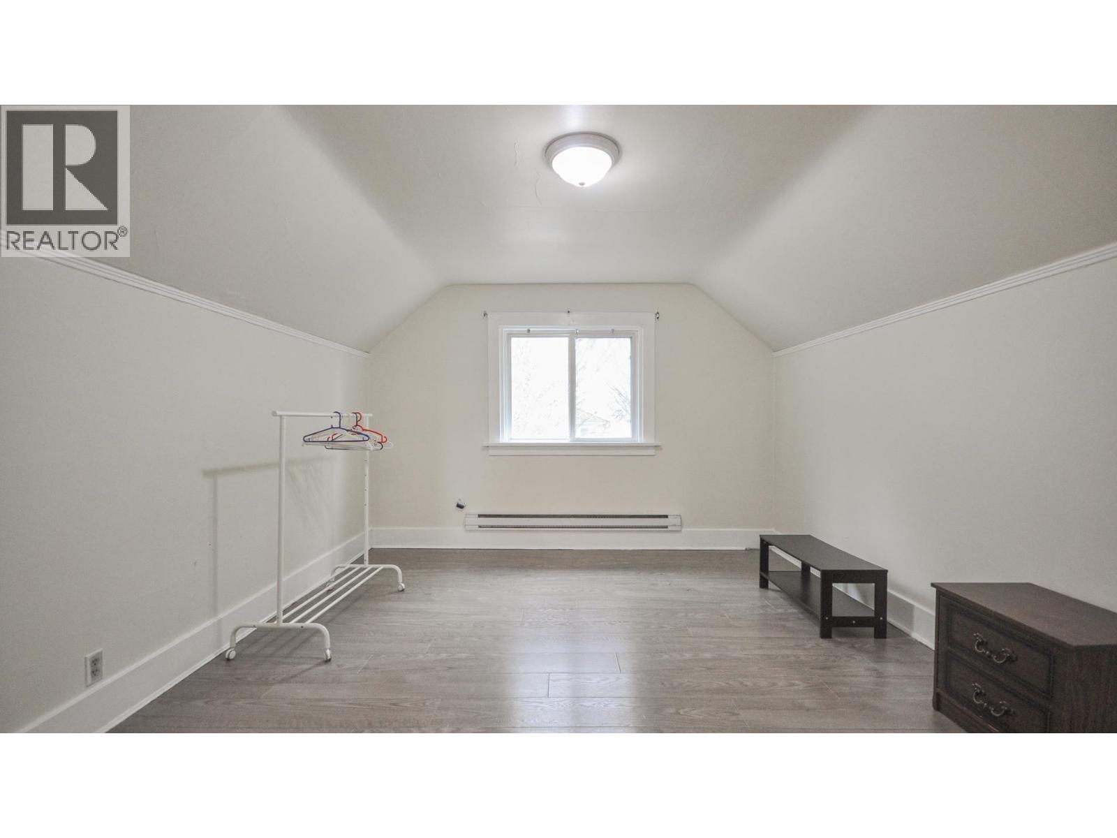 1342 E 24TH AVENUE, Vancouver