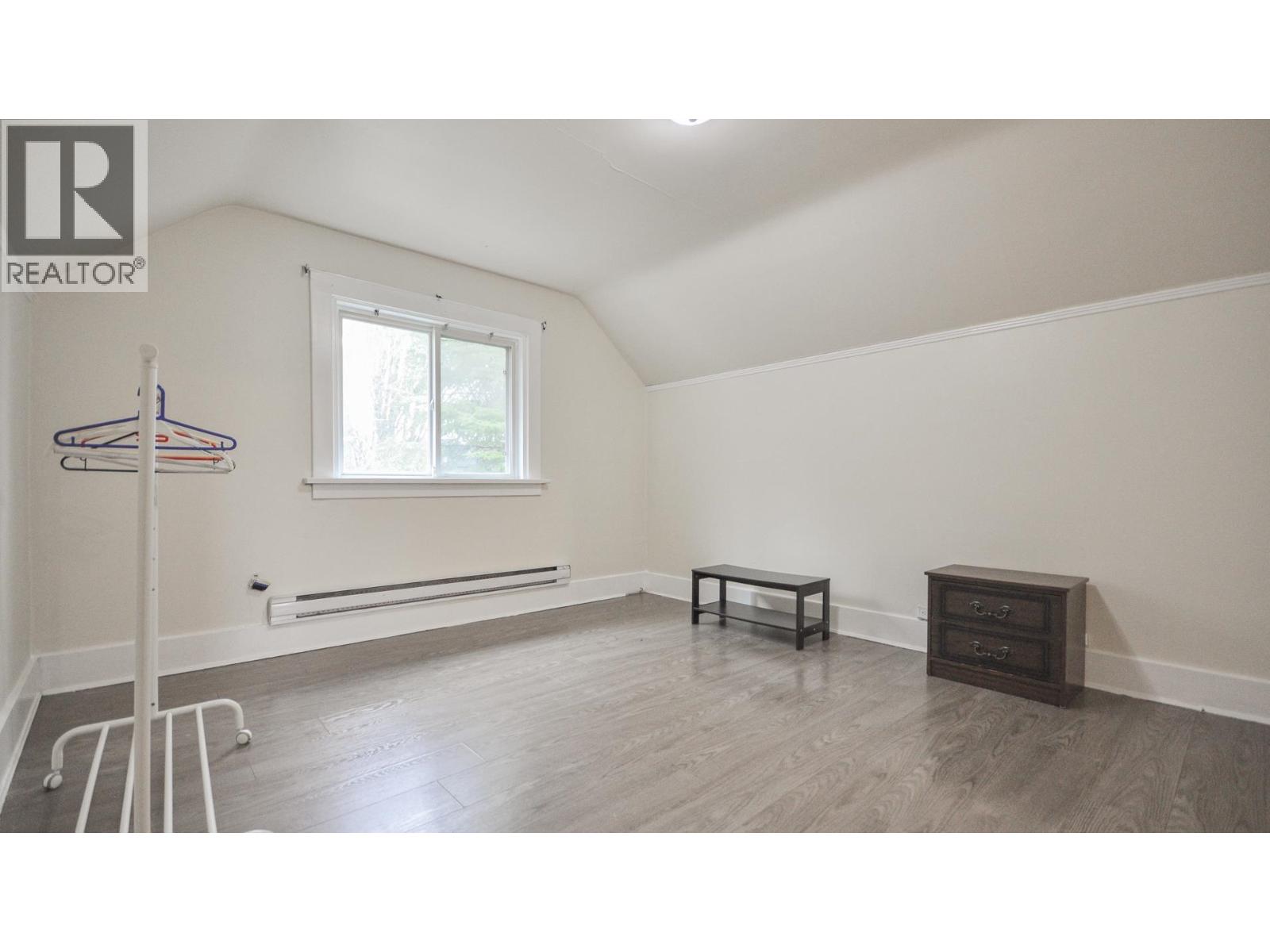 1342 E 24TH AVENUE, Vancouver