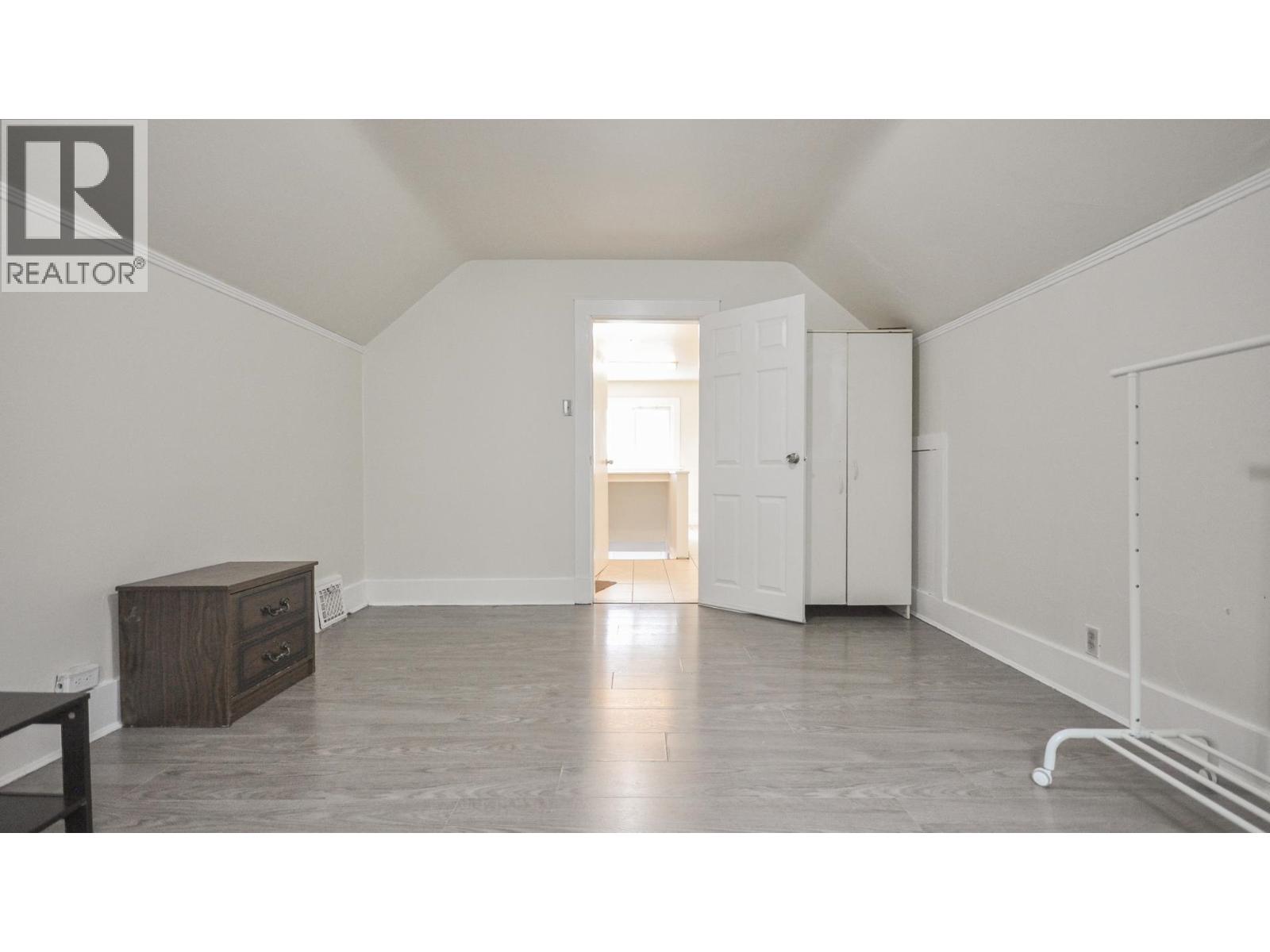 1342 E 24TH AVENUE, Vancouver