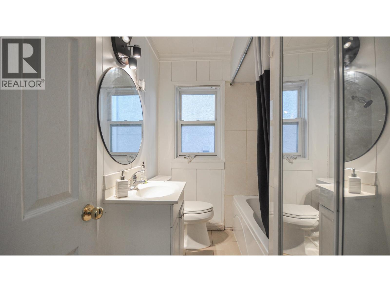 1342 E 24TH AVENUE, Vancouver