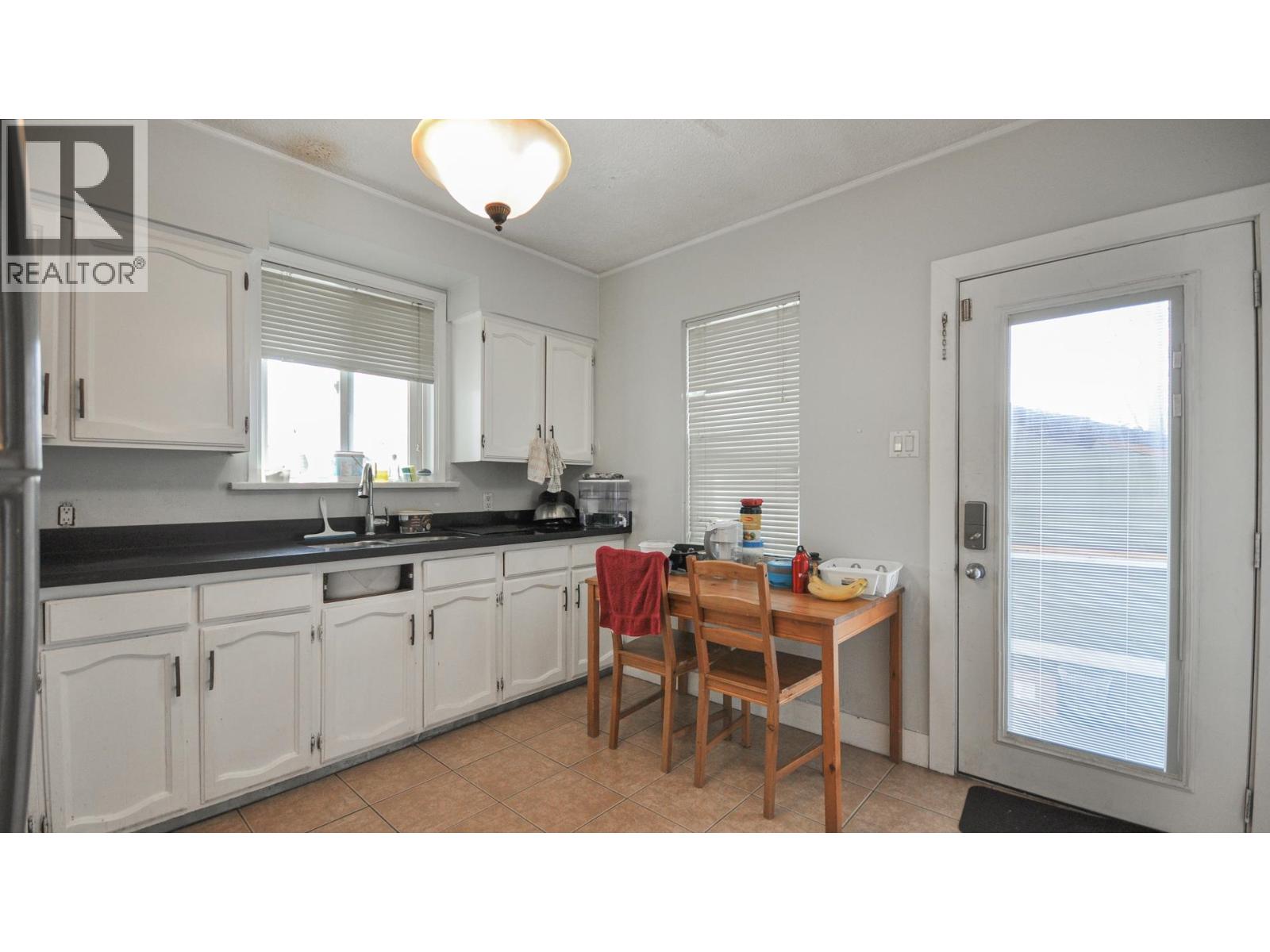1342 E 24TH AVENUE, Vancouver