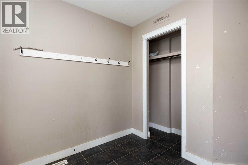 124 Huckleberry Street, Fort McMurray