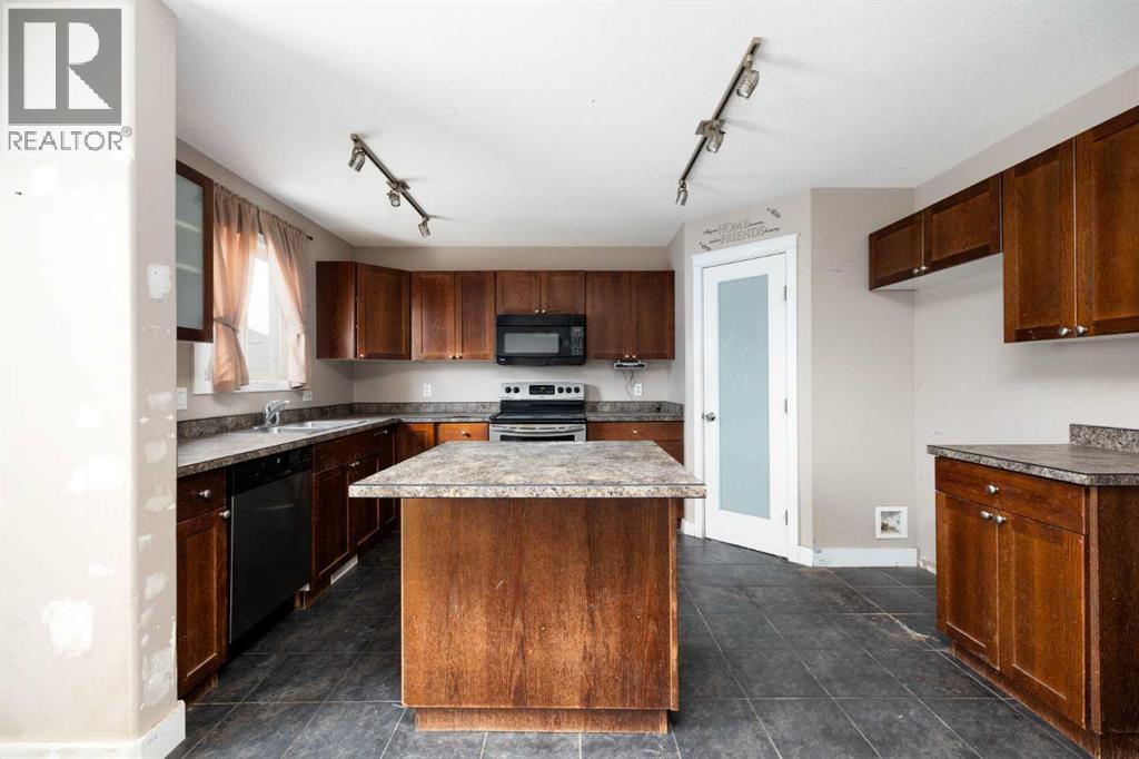 124 Huckleberry Street, Fort McMurray