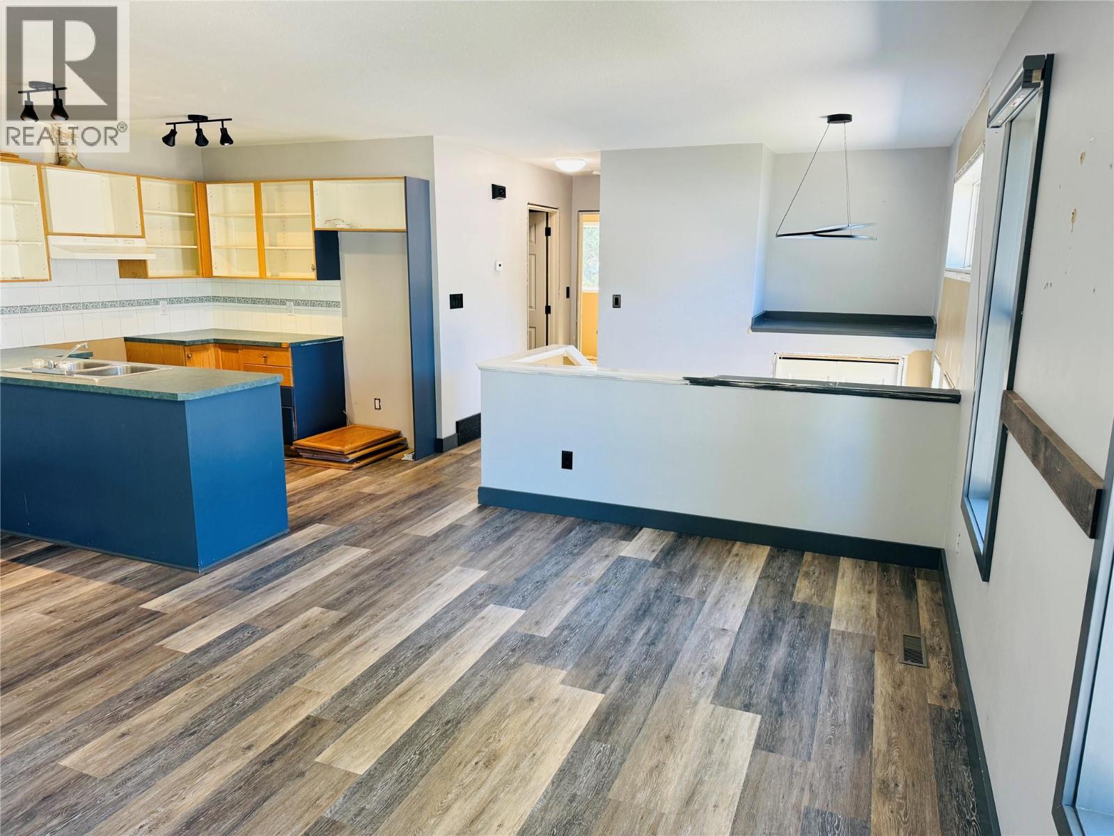 1B Wolf Crescent, Windermere