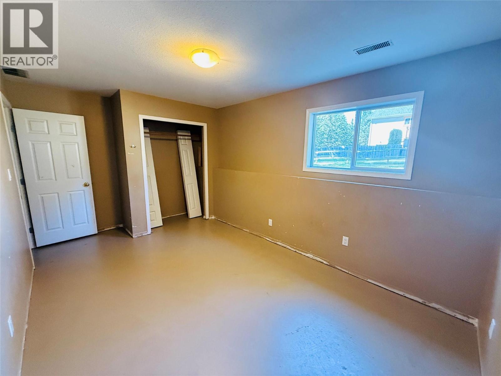 1B Wolf Crescent, Windermere