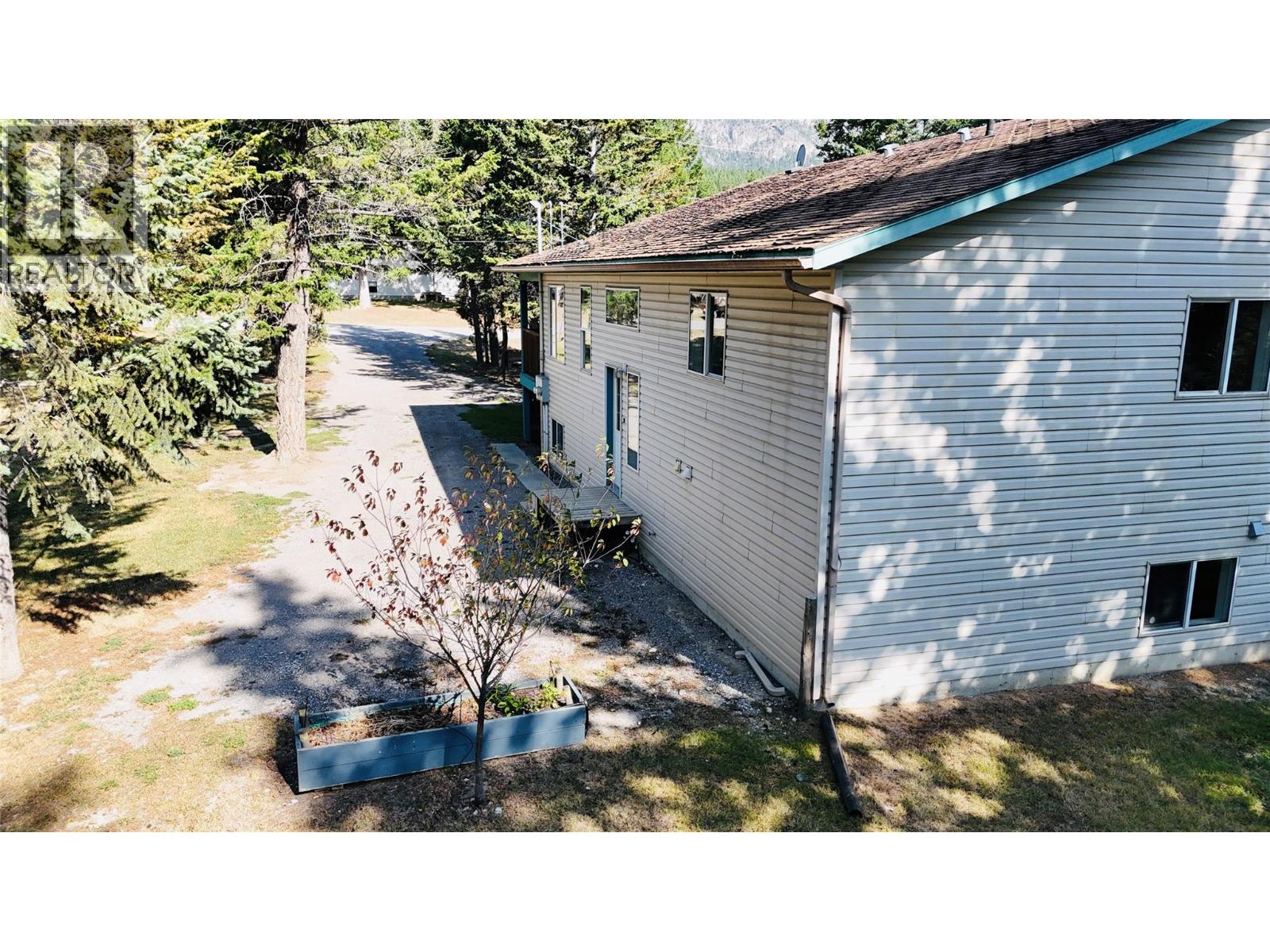 1B Wolf Crescent, Windermere