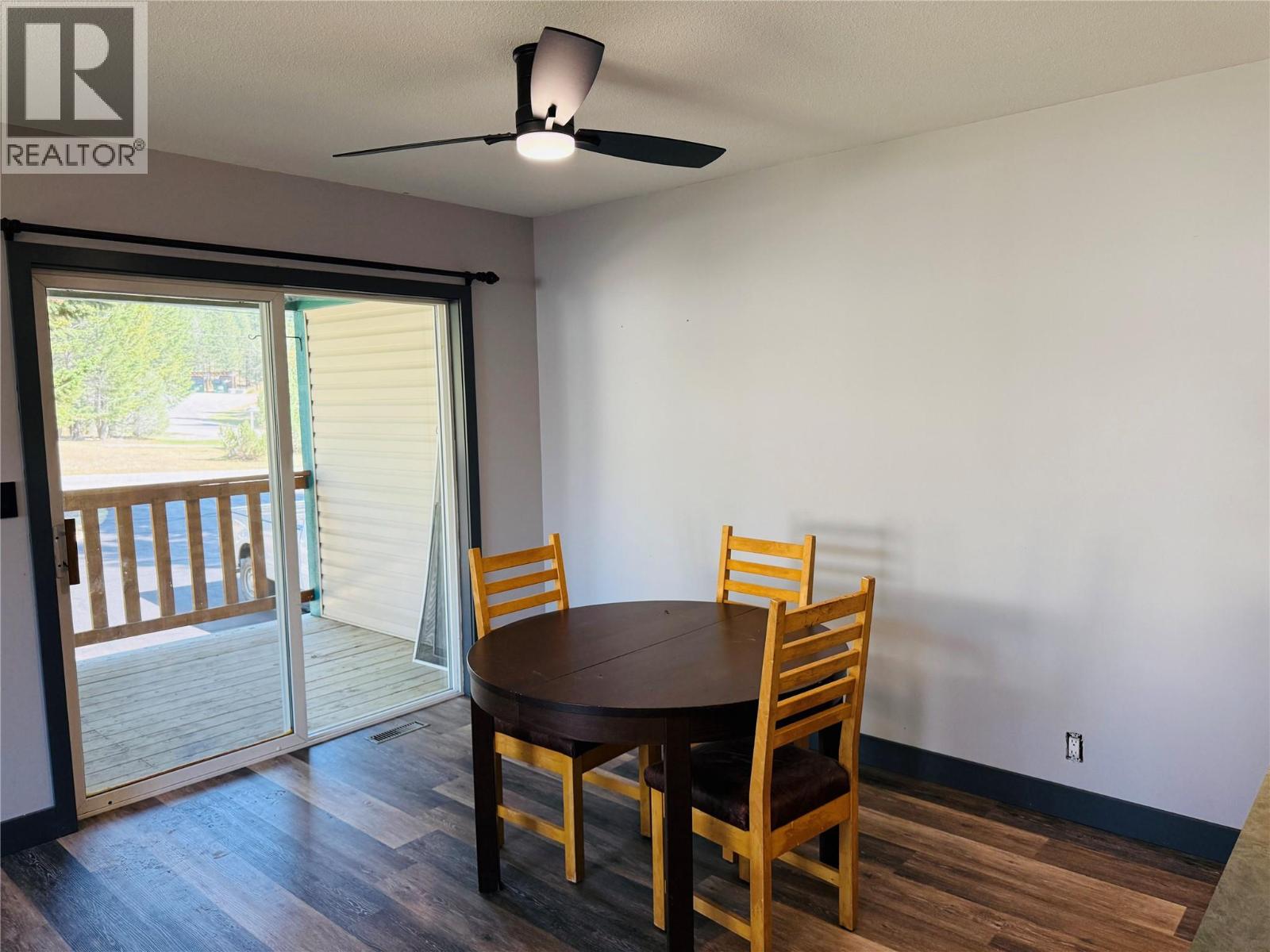 1B Wolf Crescent, Windermere