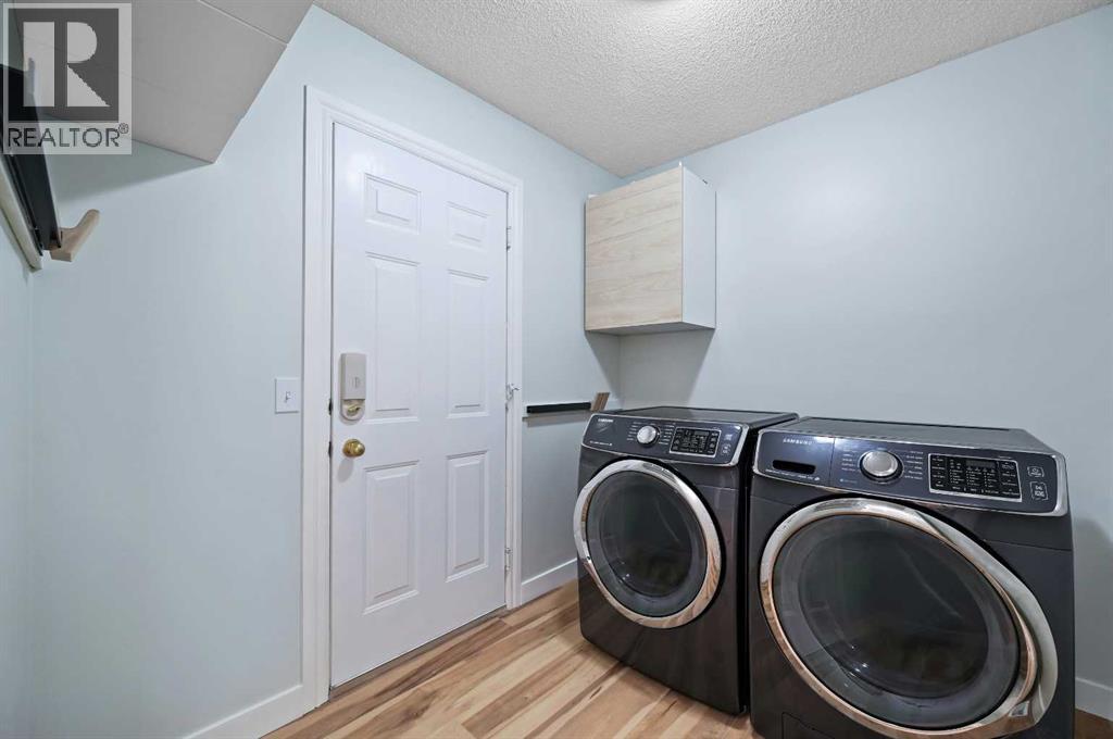 Single Family House for Sale in  Arbour Stone Close NW Arbour Lake Calgary 