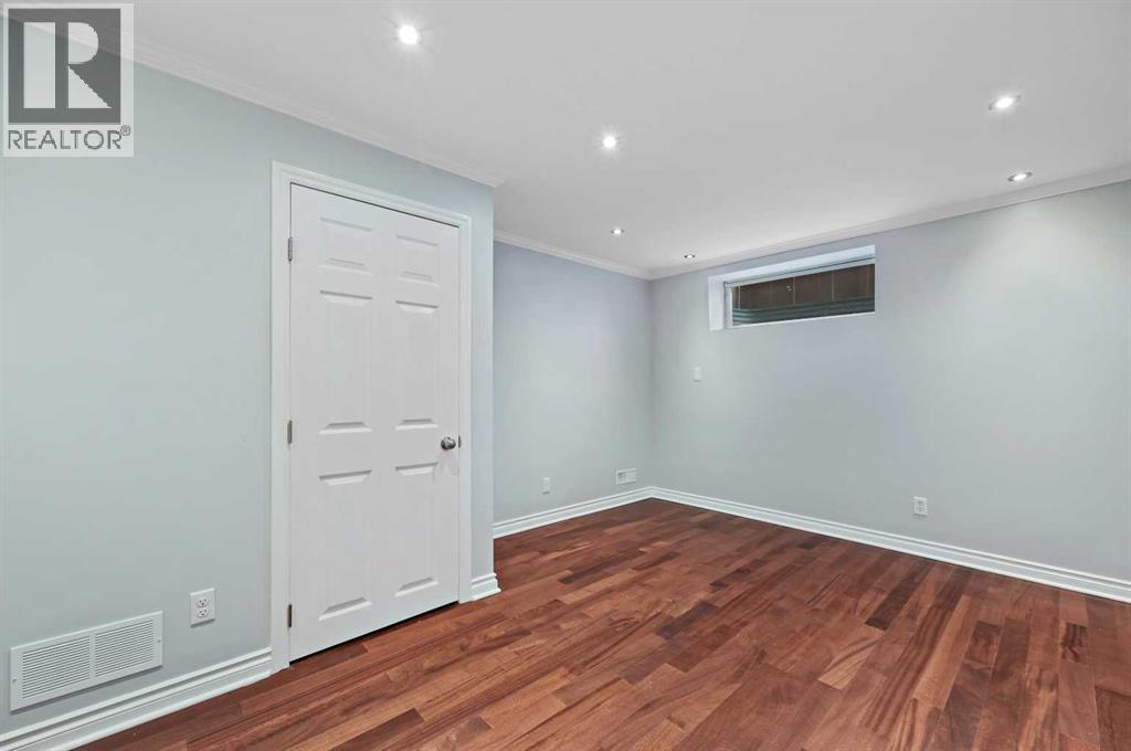 Single Family House for Sale in  Arbour Stone Close NW Arbour Lake Calgary 