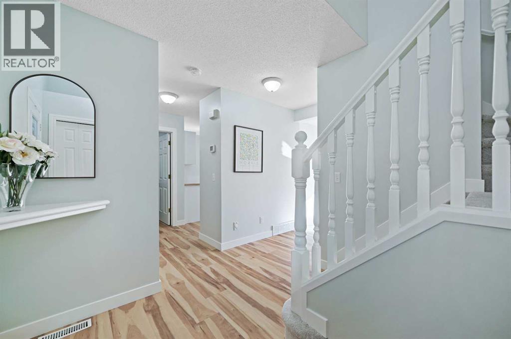Single Family House for Sale in  Arbour Stone Close NW Arbour Lake Calgary 