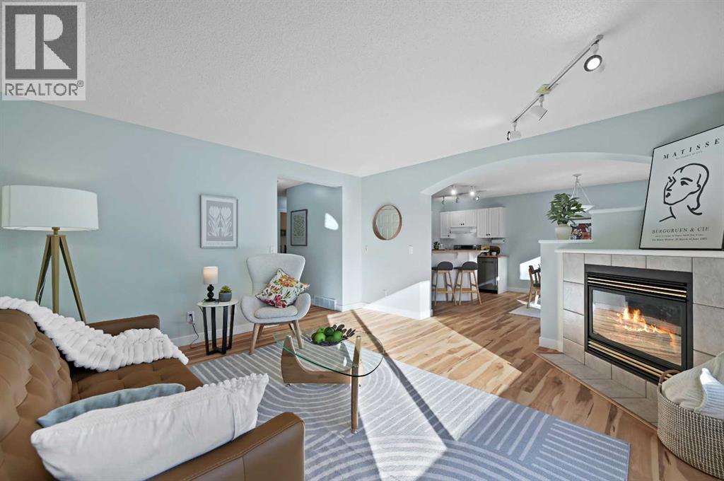 Single Family House for Sale in  Arbour Stone Close NW Arbour Lake Calgary 