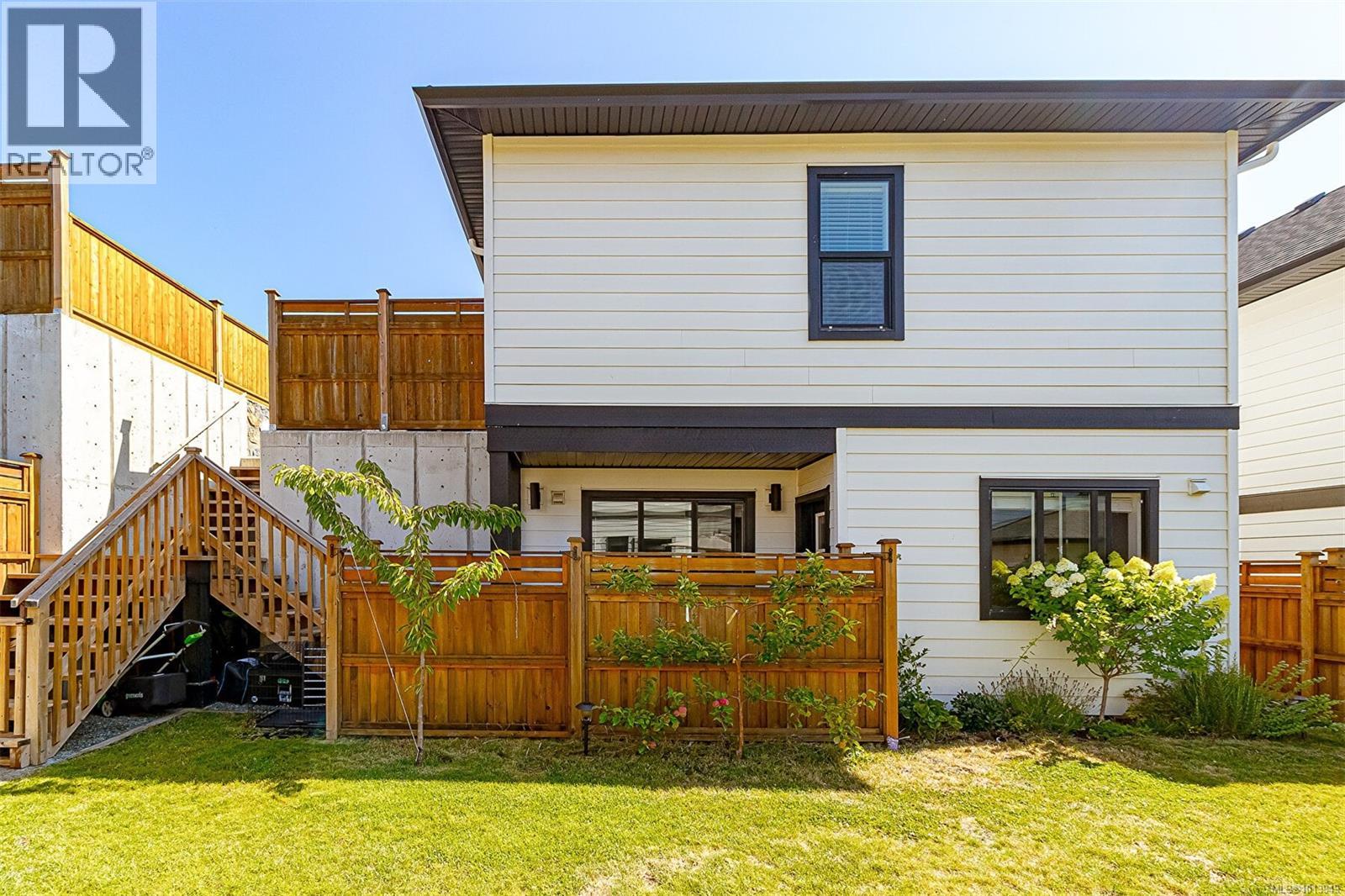  1298 Centauri Drive, Langford