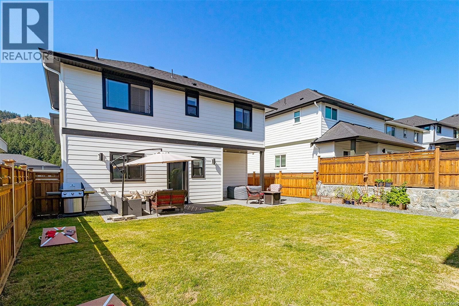  1298 Centauri Drive, Langford