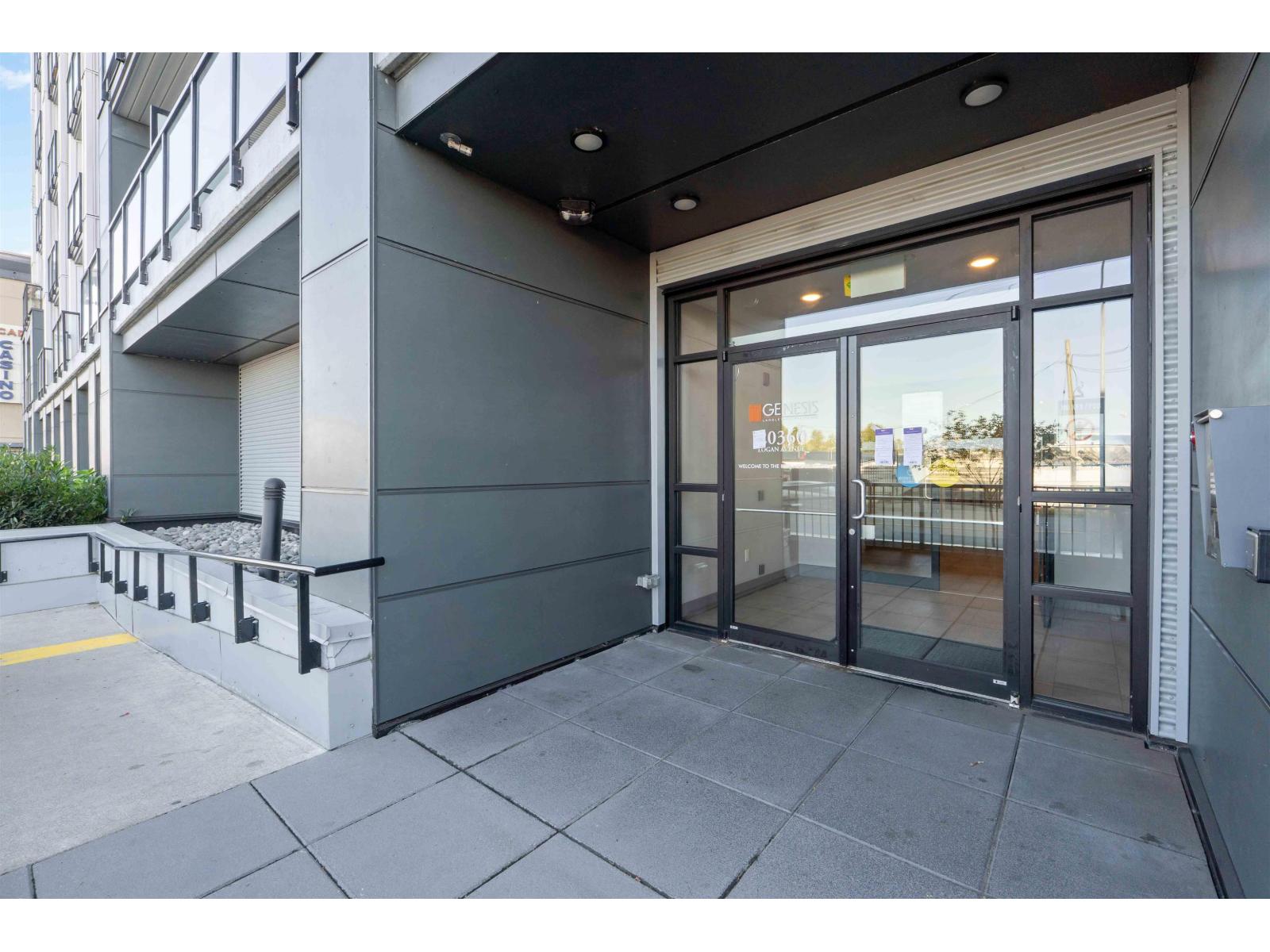 102 20360 LOGAN AVENUE, Langley