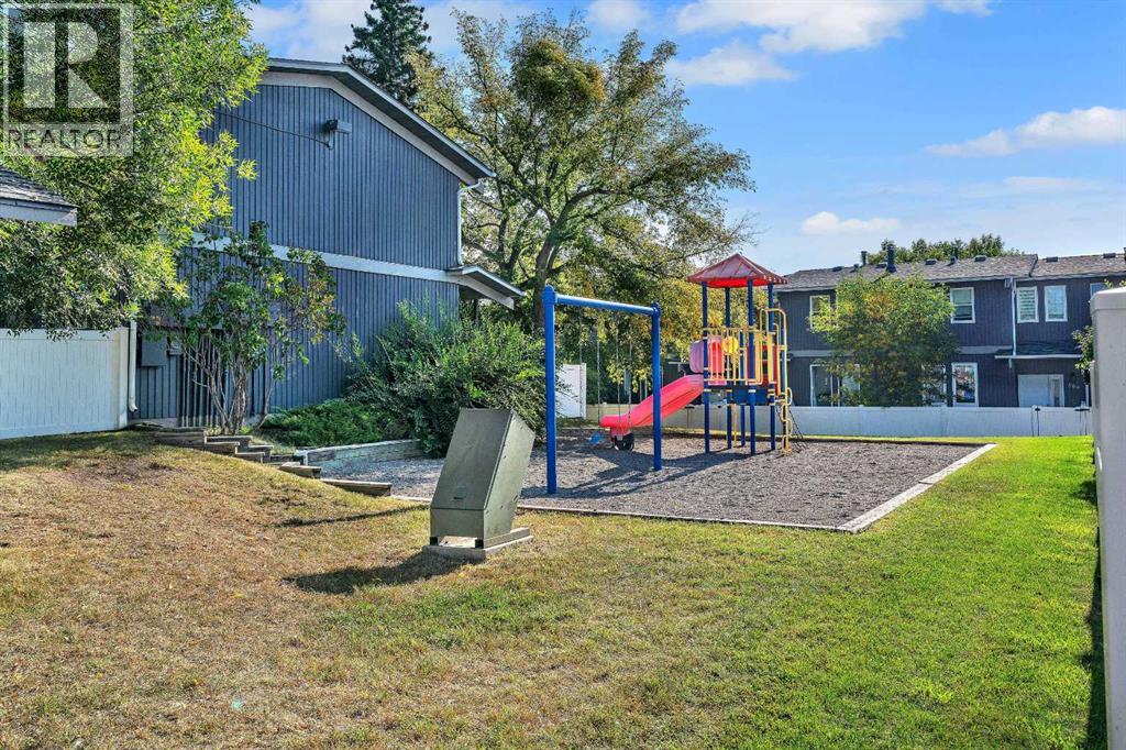 Single Family House for Sale in   Silvercreek Close NW Silver Springs Calgary 