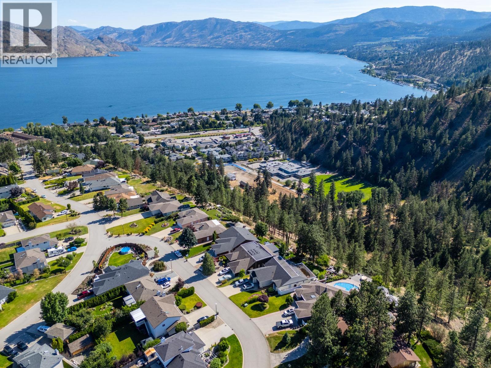  3786 Inglis Place, Peachland