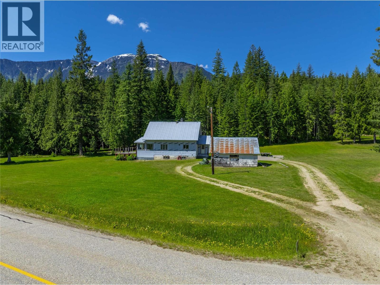 1734 MT Begbie Road, Revelstoke