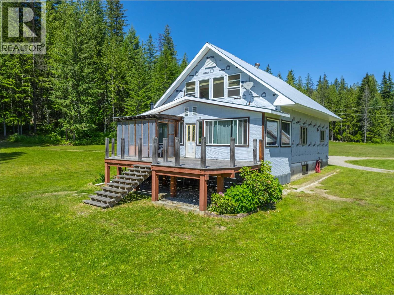 1734 MT Begbie Road, Revelstoke