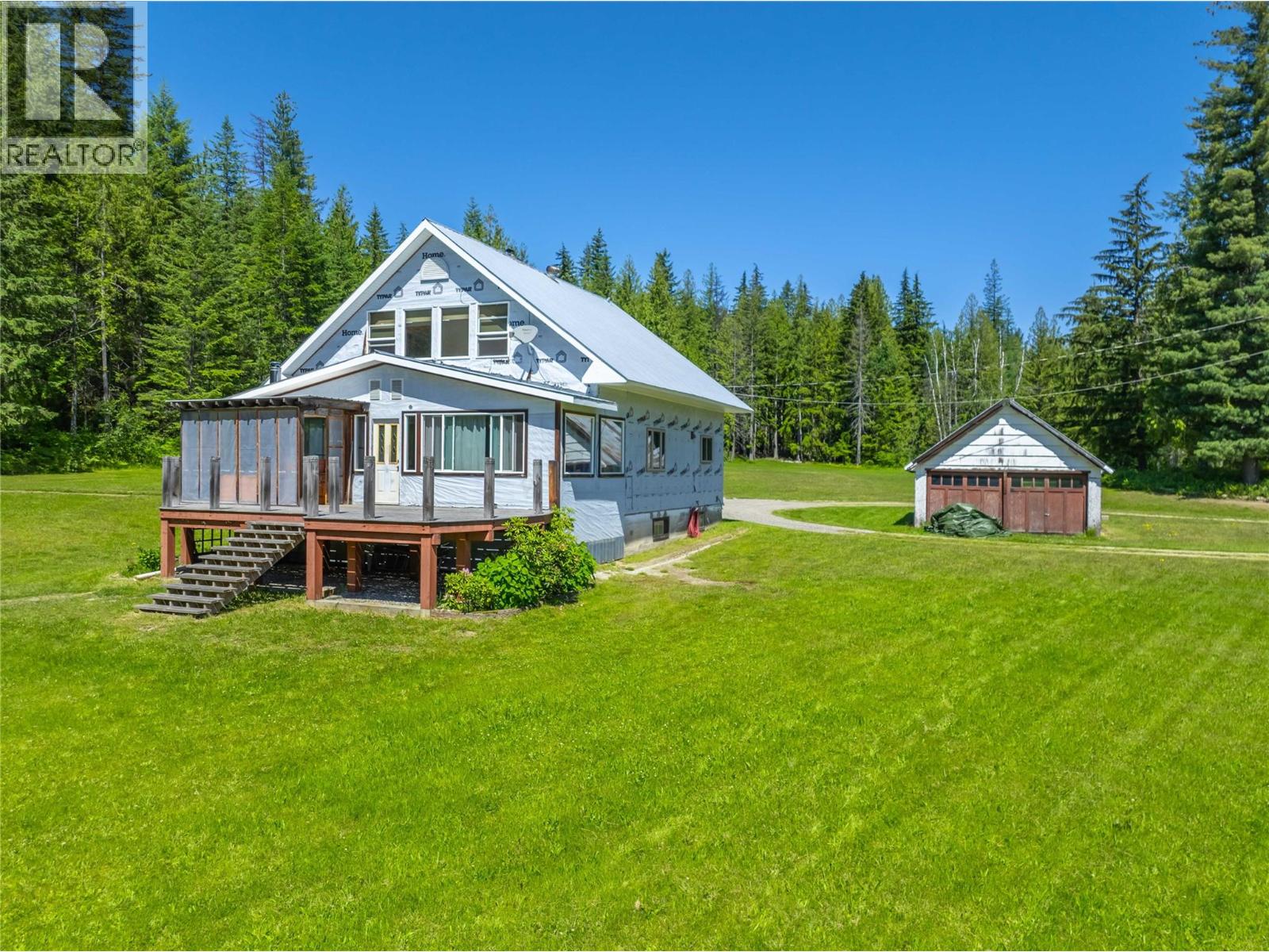 1734 MT Begbie Road, Revelstoke