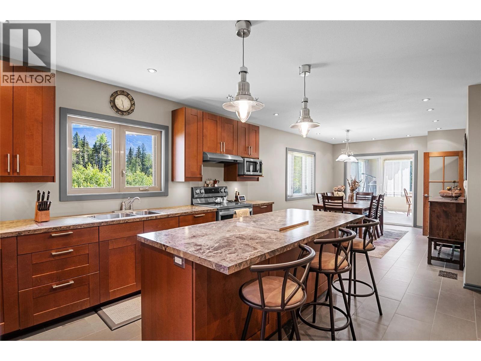 1734 MT Begbie Road, Revelstoke