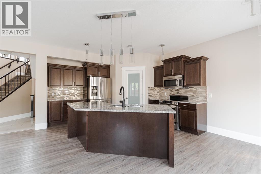 200 Diamondstone Ridge, Fort McMurray