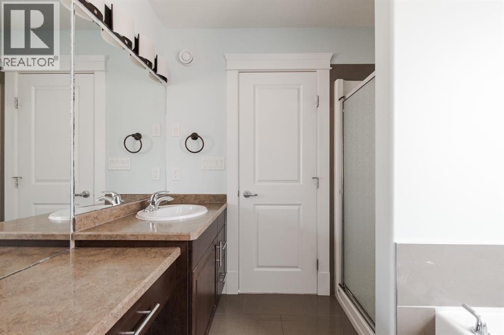 200 Diamondstone Ridge, Fort McMurray