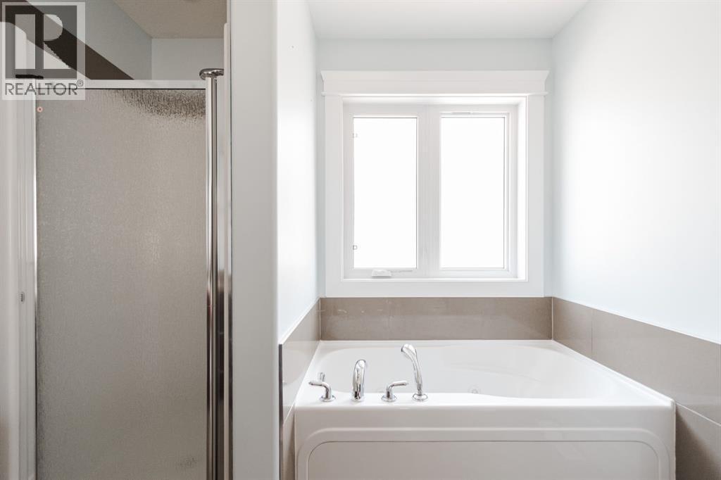 200 Diamondstone Ridge, Fort McMurray