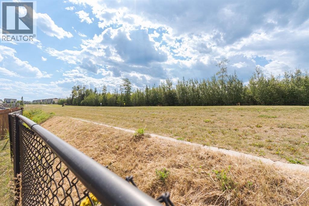 200 Diamondstone Ridge, Fort McMurray