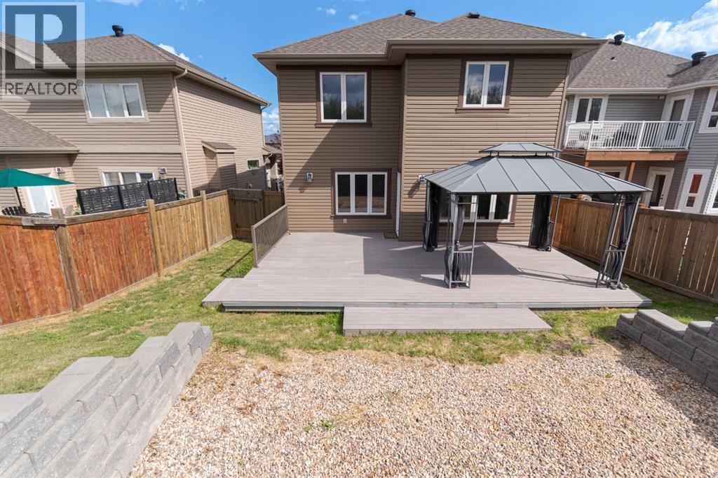 200 Diamondstone Ridge, Fort McMurray