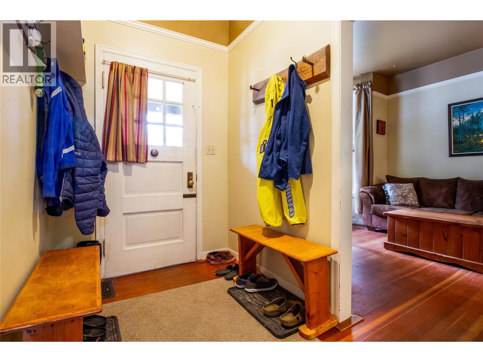 614 Mackenzie Avenue, Revelstoke