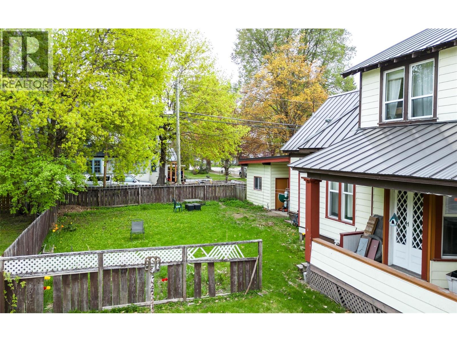 614 Mackenzie Avenue, Revelstoke
