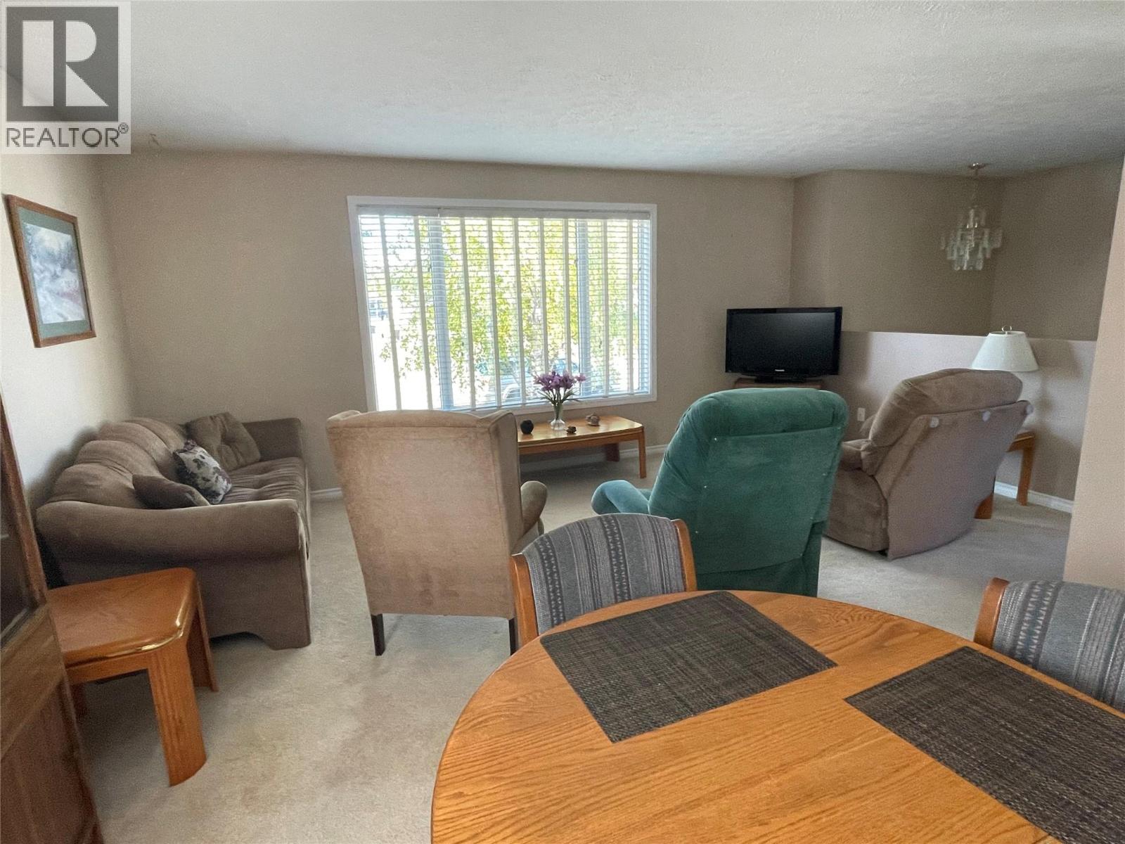 128 Quality Crescent, Tumbler Ridge