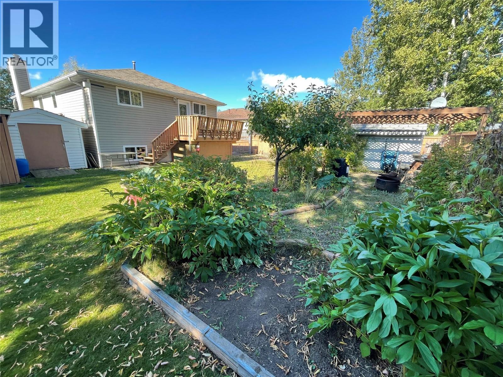 128 Quality Crescent, Tumbler Ridge