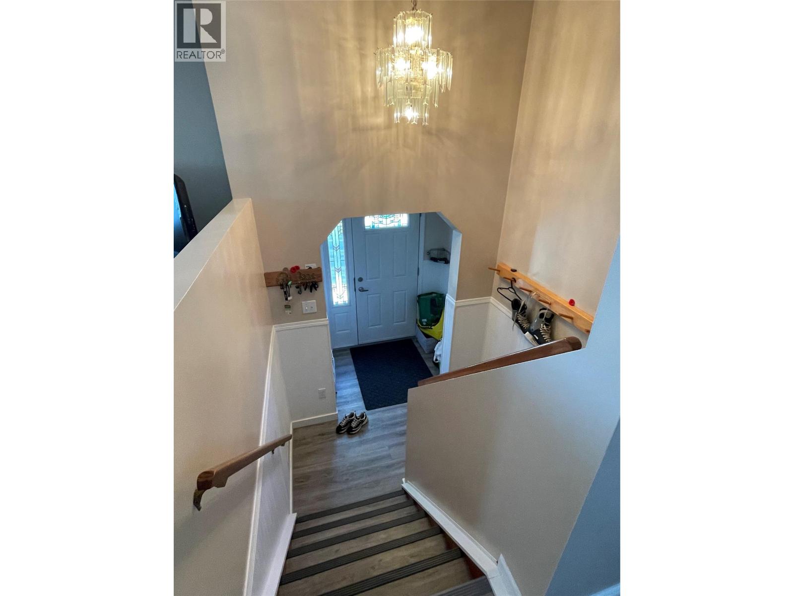 128 Quality Crescent, Tumbler Ridge