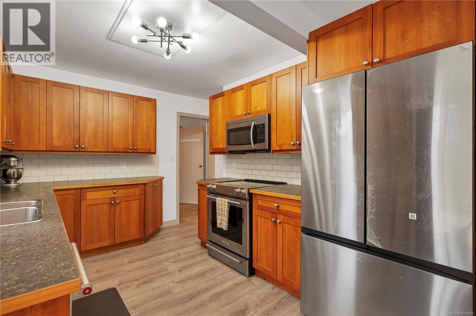 3844 Sutil Rd, Campbell River