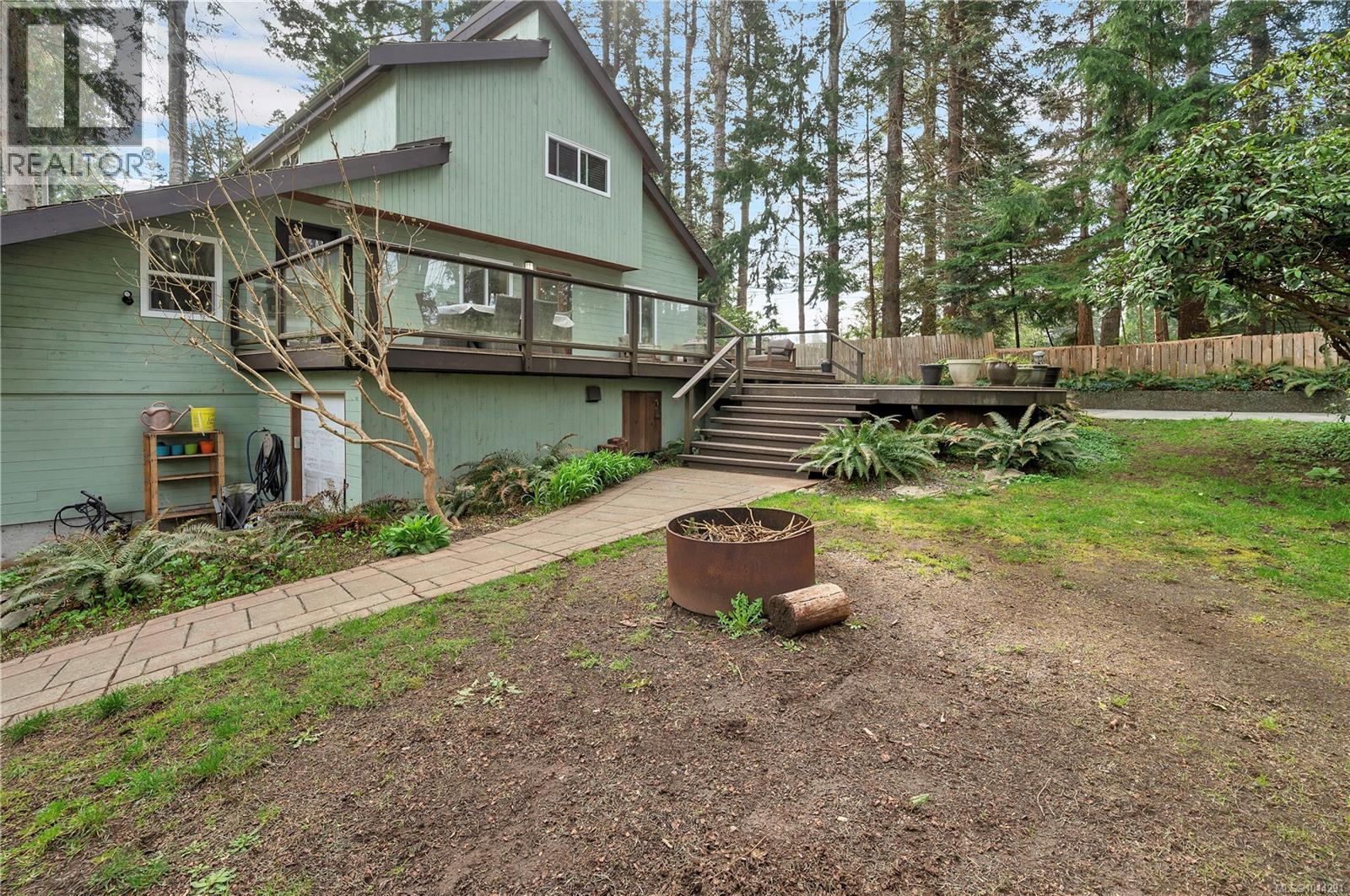 3844 Sutil Rd, Campbell River