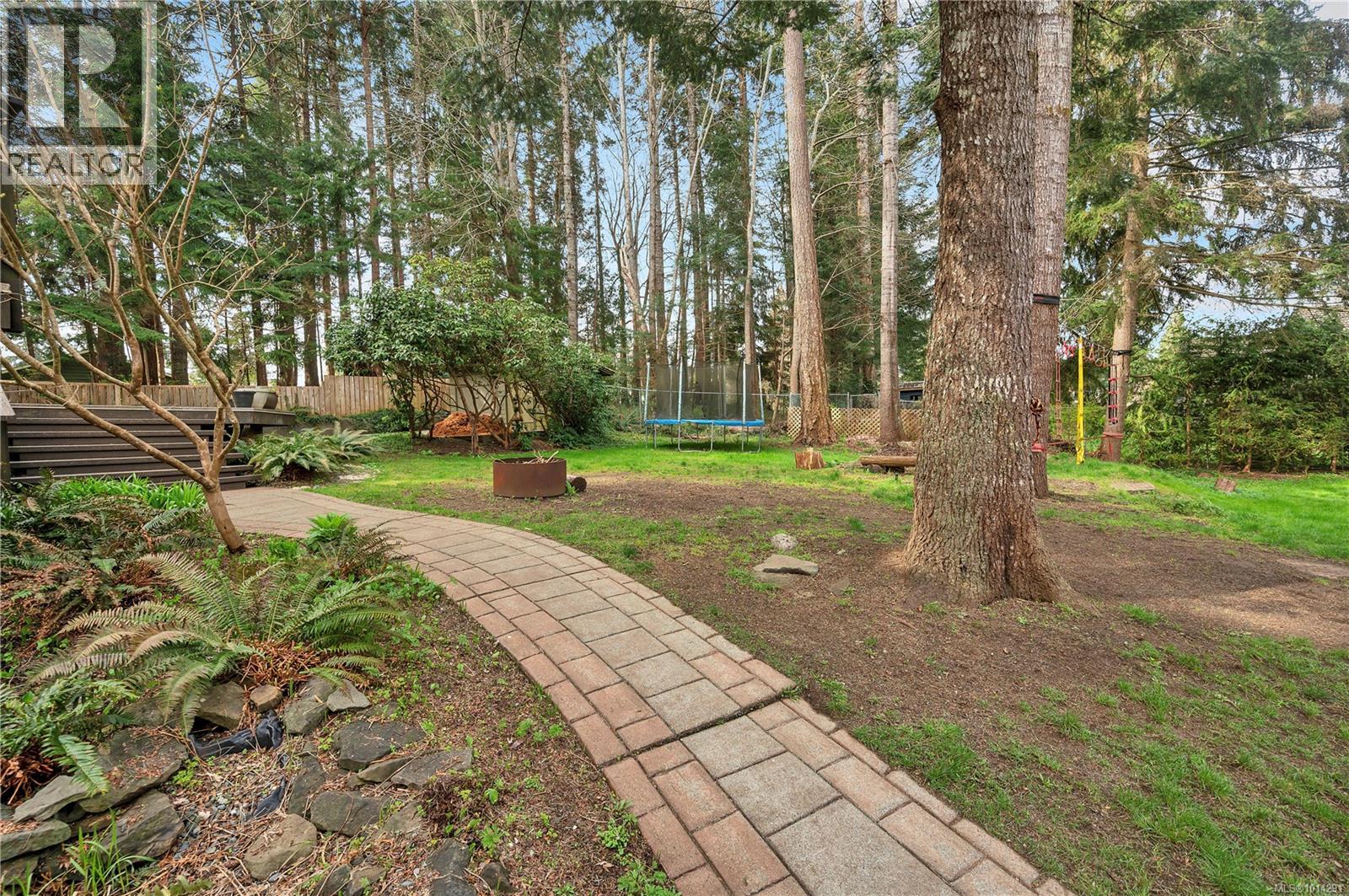 3844 Sutil Rd, Campbell River