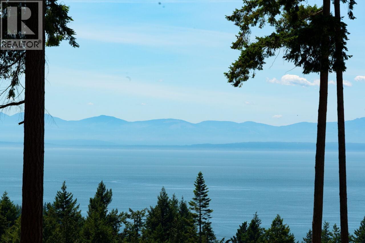 Vacant Land for Sale in Bowen Island – Lot 6 INNISFREE LANE, Bowen Island - Image 11