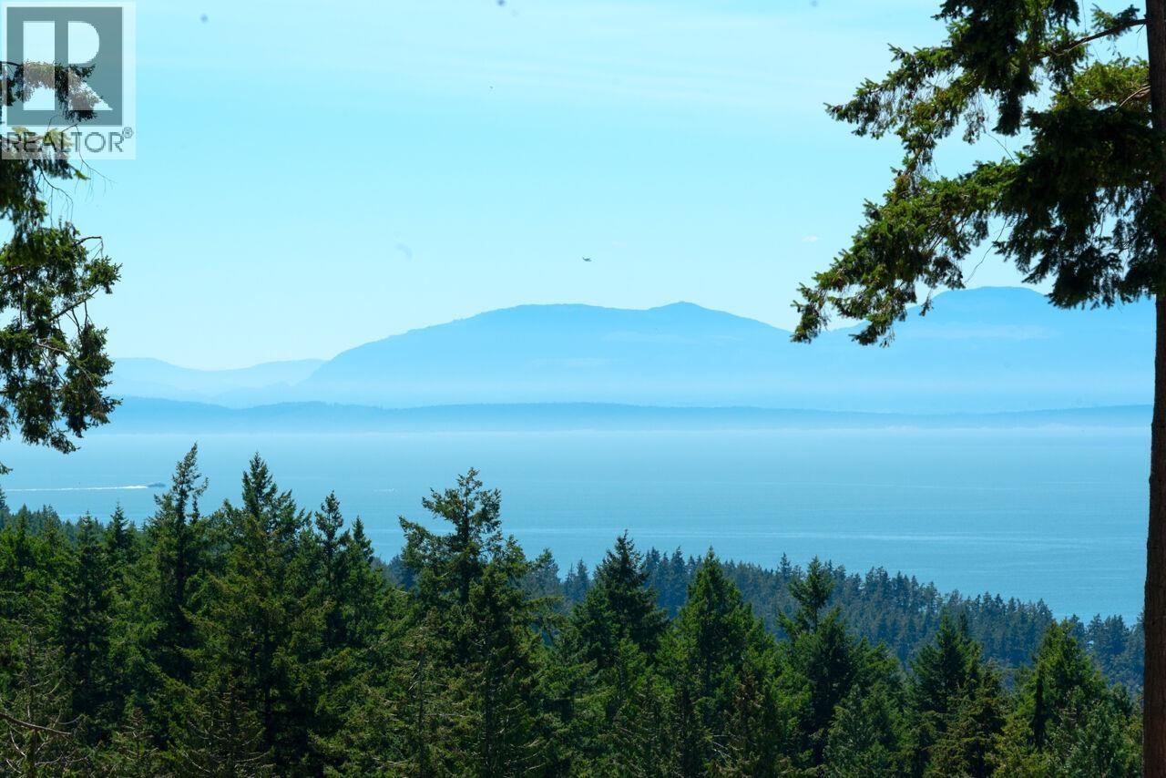 Vacant Land for Sale in Bowen Island – Lot 6 INNISFREE LANE, Bowen Island - Image 12