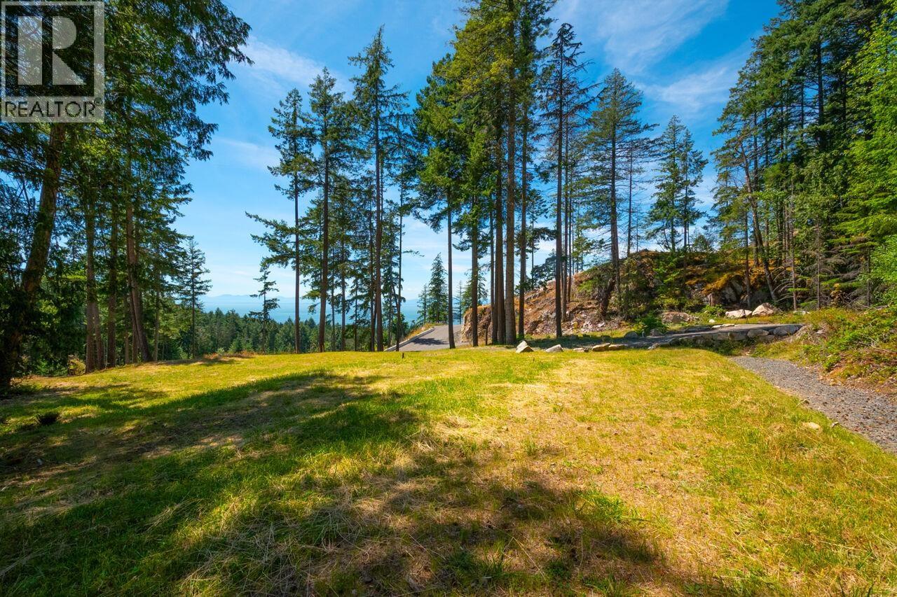 Vacant Land for Sale in Bowen Island – Lot 6 INNISFREE LANE, Bowen Island - Image 6