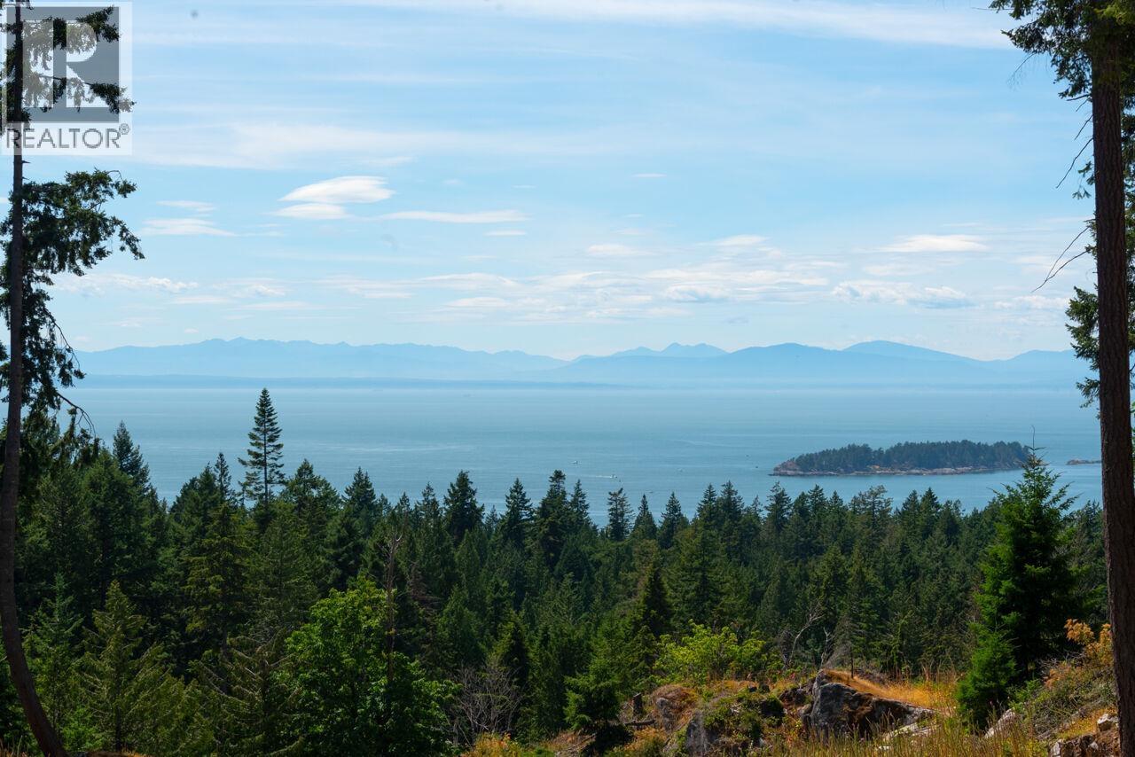 Vacant Land for Sale in Bowen Island – Lot 6 INNISFREE LANE, Bowen Island - Image 9