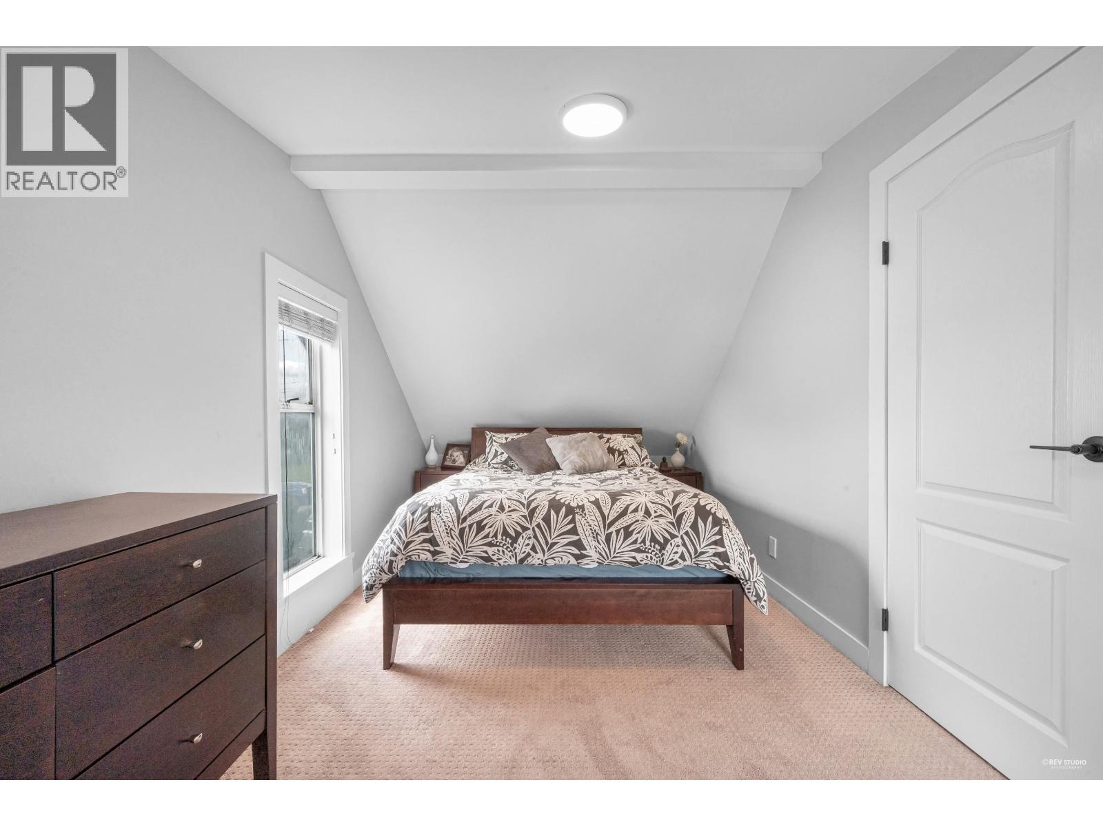 235 PEMBINA STREET, New Westminster