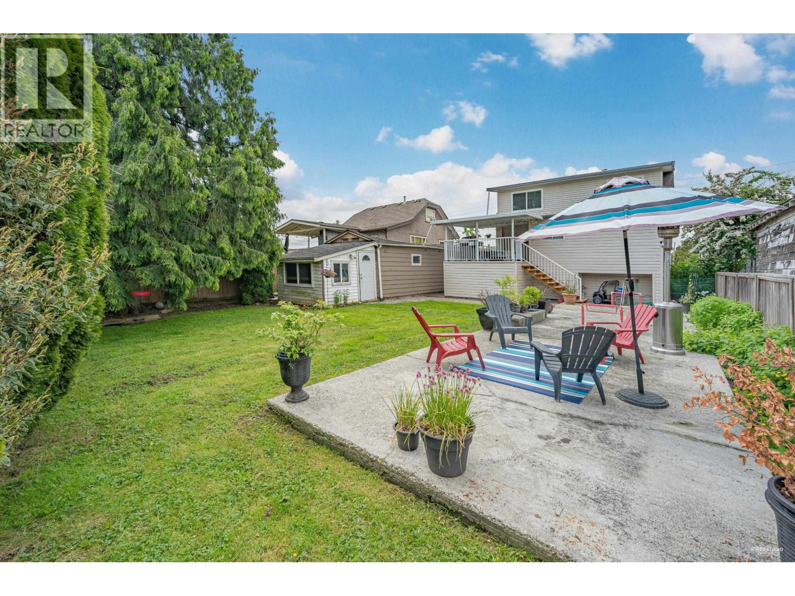 235 PEMBINA STREET, New Westminster
