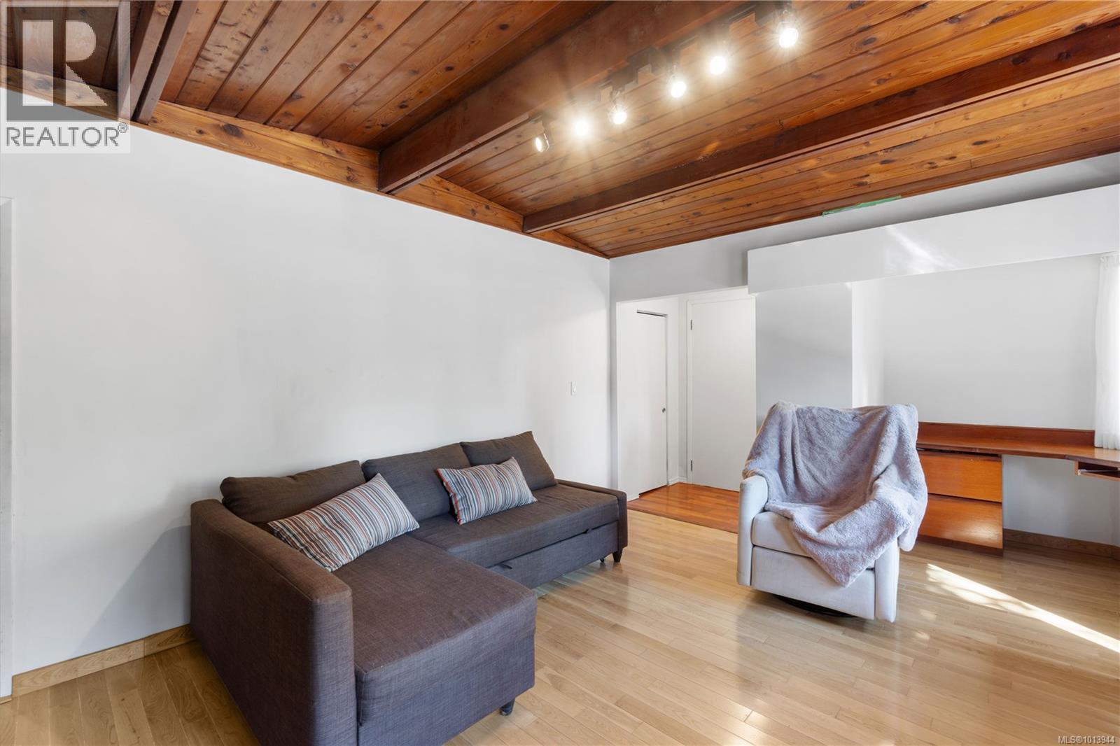 1227 Marina Way, Nanoose Bay