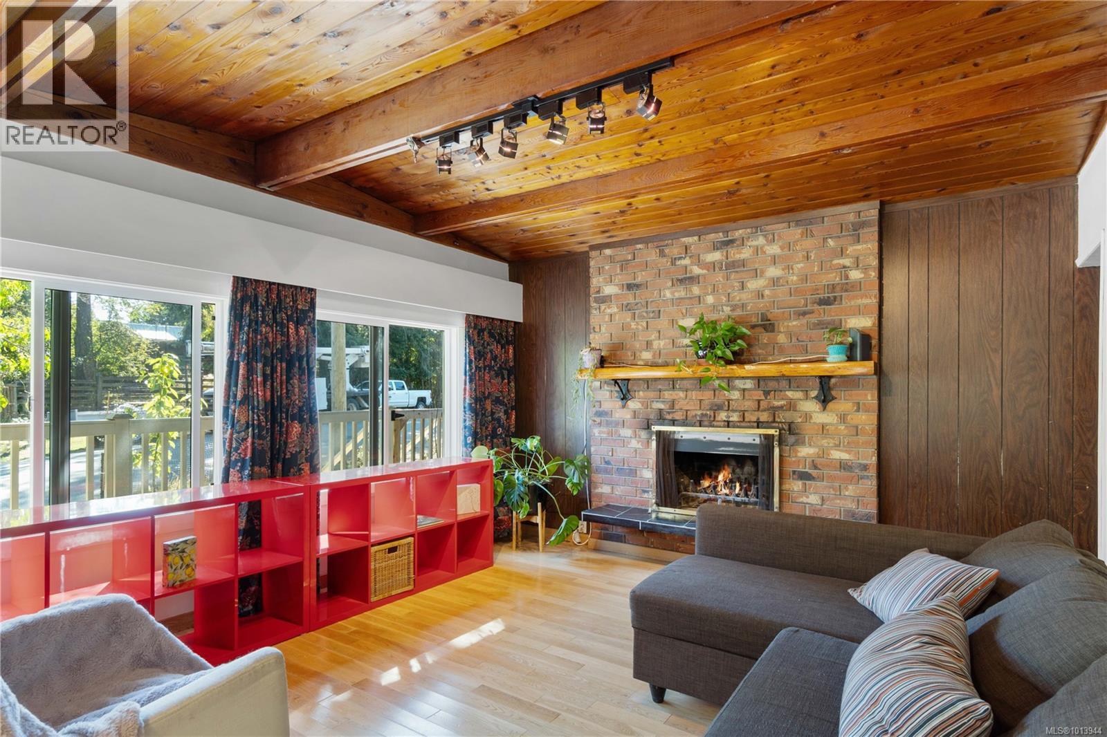 1227 Marina Way, Nanoose Bay