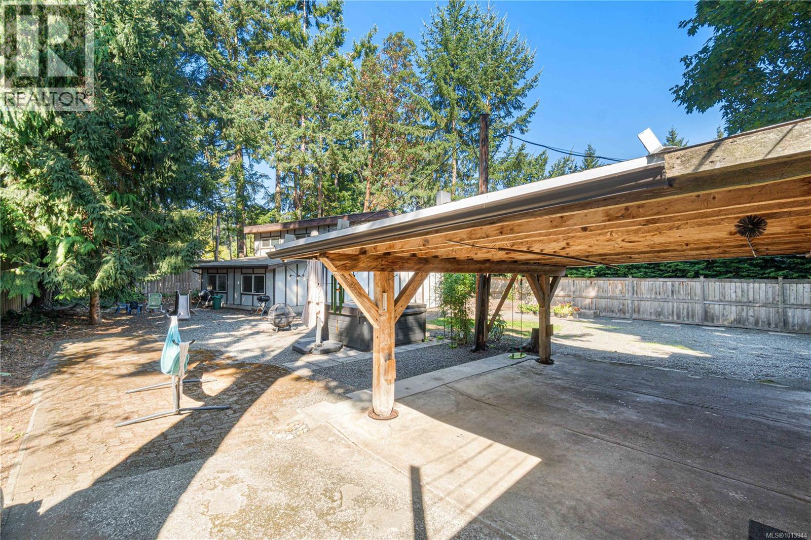 1227 Marina Way, Nanoose Bay